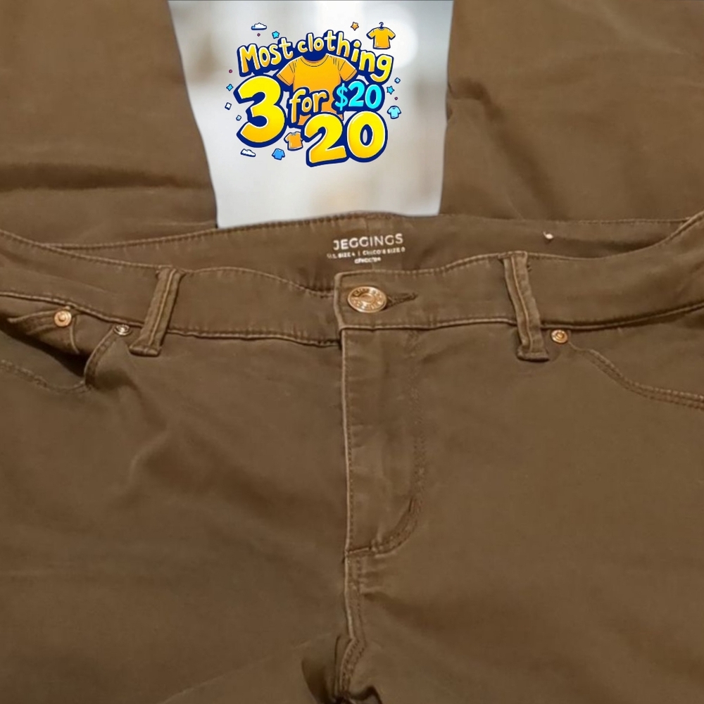 Chicos jeggings size 4 US . Chico's size 0